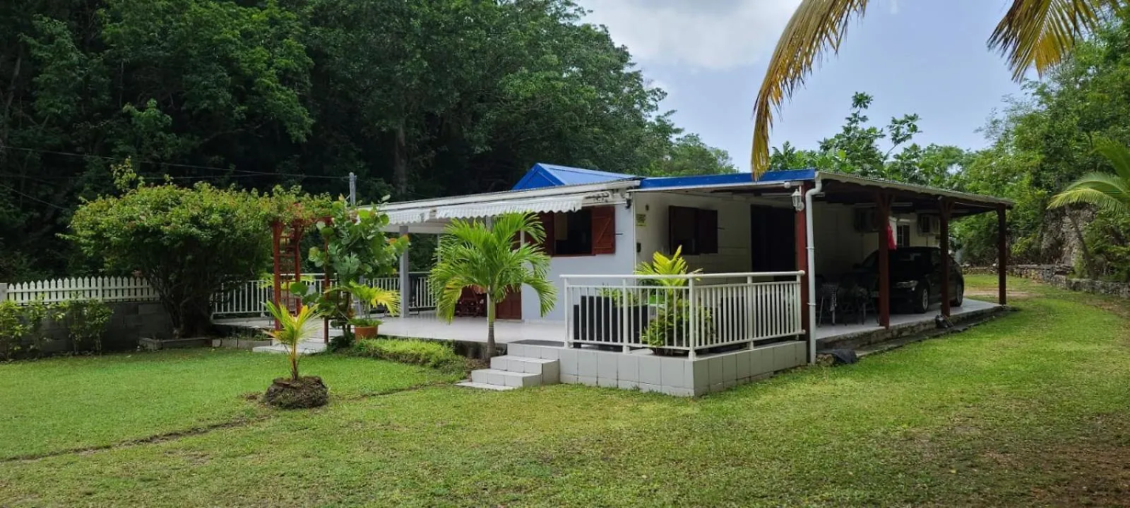 Authentique Maison Creole Sainte-Anne  Guadalupe